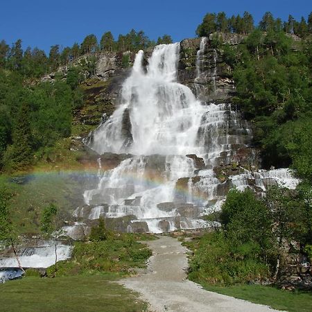 Tvinde Camping Skulestadmo Exterior photo